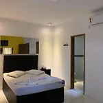 Motel Sky (Adults Only)
